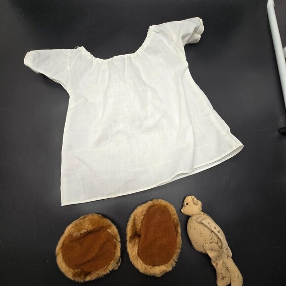Vintage Pleasant Company Doll White Dress Teddy Bear Tender Heart Slippers CM98 - Picture 9 of 12